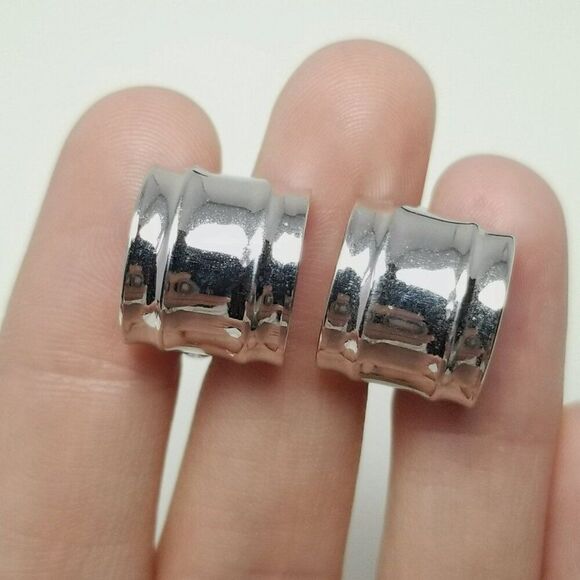 Vintage Wide Huggie Hoop Clip On Earrings, Silver Tone, Signed L.H. Segal - Picture 1 of 8